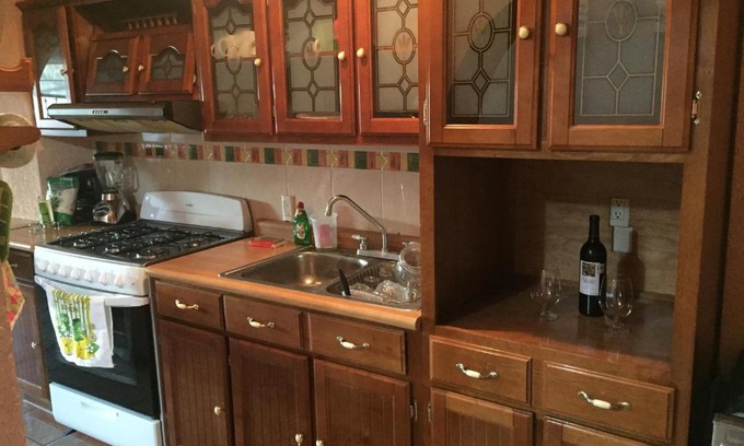 Zapopan House | 4 recamaras, zona sur, wifi, jardin, cochera