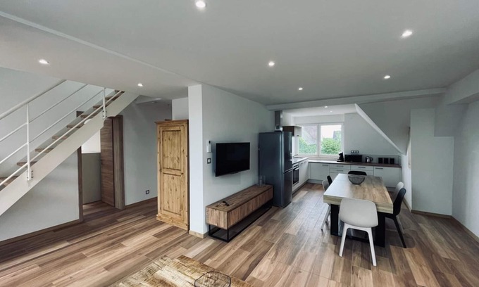Wintzenheim Apartment | 4-room duplex gîte with mountain-view terrace
