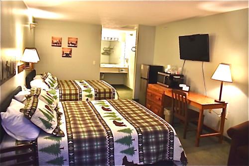 Bellaire Apartment | 4 Season Fun at Legend Cottage Inn