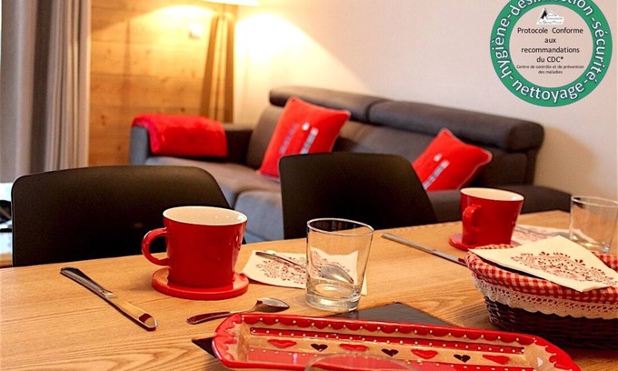 Samoens Apartment | 4- to 6-person apartment - ski shuttle at foot