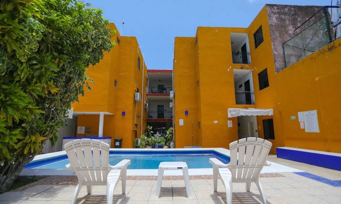 Downtown Cancun Hotel | 4 Units | City & Beach Getaway | Poolside Stay Near Hotel Zone & Local Markets