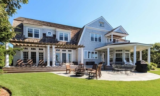 West Hyannisport House | 40' of Private Beach! Beach is 2 minute or less walk to path. RPMS075