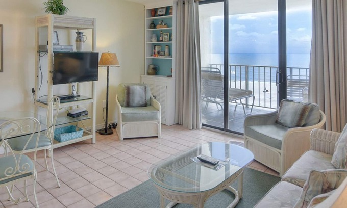 Orange Beach Condo | 405 Sunswept 1/1.5 Orange Beach Directly On the Beach* Discounted Rates