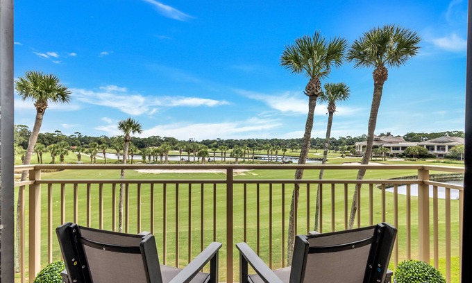 Sea Pines Villa | 439 Plantation Club Villas | Fairway Views & 5 Min Walk to Beach