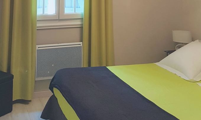 Riez Apartment | 45m² apartment classified 3 *, free WIFI, balcony, free closed private garage