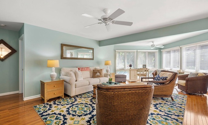 Kiawah Island Condo | 4689 Tennis Club: 2BR, Sunroom, Walk to Beach, $250 Beach Gear/Bike Credit