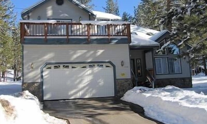 South Lake Tahoe House | 4bd, 2500 sqft Home Near Heavenly, Beach, Biking, Foosball, Ping Pong