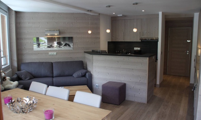 Val Claret Apartment | 5 * apt at the foot of the slopes (2150m), 3 balconies, 3 iPads, loudspeaker in each room
