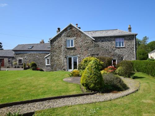 Shirwell House | 5 bed in Barnstaple SHIRW
