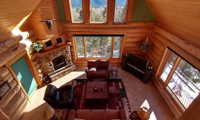 Angel Fire House | 5 Bedroom Mountain Log Home with Spectacular Views of Ski Mountain and a Hot Tub