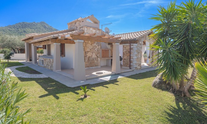 Castiadas Villa | 5 Bedroom Villa in Castiadas