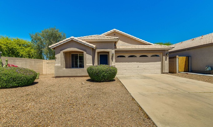 Gilbert House | 5 Mi to Dtwn Gilbert: Home w/Pool & Patio