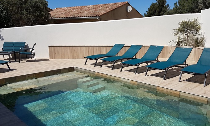 Vendres Villa | 5 minutes from the beaches , Villa with Pool, Boulodrome, Pinball and Babyfoot