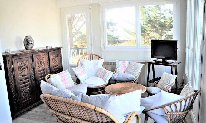 Le Fort Bloque House | 5-room house for 6 to 7 people 5 min walk from Fort-Bloqué beach