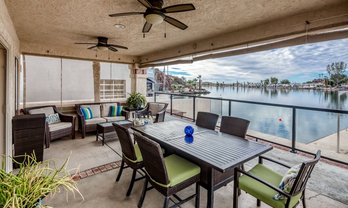 Cienega Springs House | 5 Star GORGEOUS RIVER FRONT HOME RIGHT ON THE WATER WITH DOCK! Parker Strip.