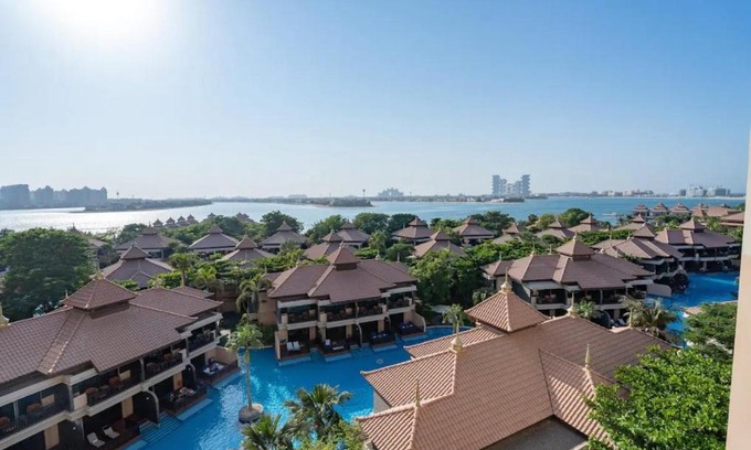 Palm Jumeirah Apartment | 5 stars hotel apartment on the Palm with a stunning view and access to Anantara resort
