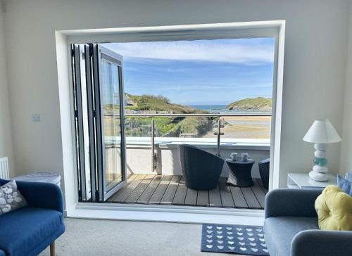 Porth House | 5 The Beach House