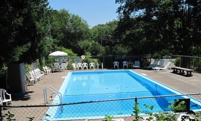 Lake Michigan Beach House | 5 Unit Resort Ideal for large groups