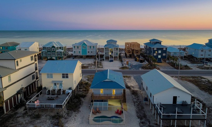 Gulf Shores House | 50 Shades Of Blue – Private Pool | Pet-Friendly | Beach Access
