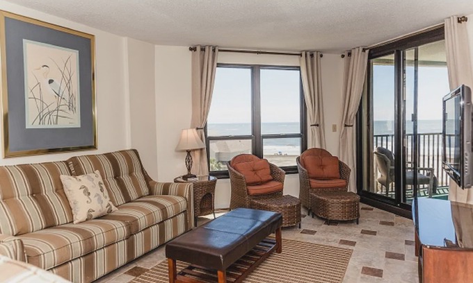 Isle of Palms Condo | 508 Summer House/ 2 BR Ocean View Condo w/ Wild Dunes Amenities!