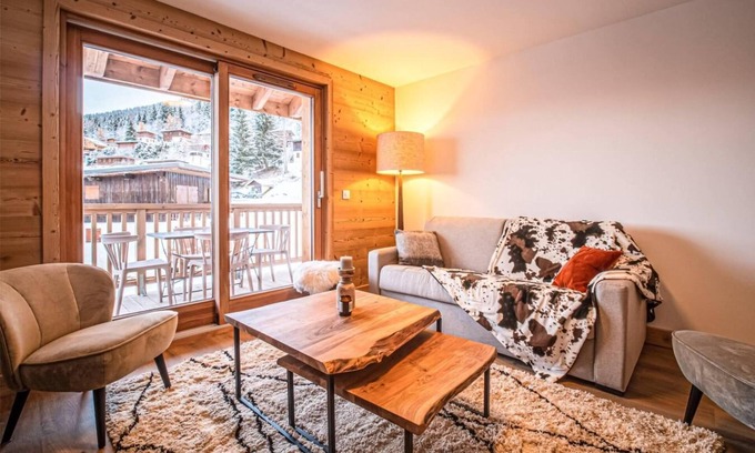 Valmorel Apartment | 50m from ski slopes, 4th floor, view mountain, balcony, tv, 54m², Valmorel
