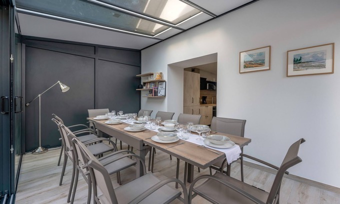 Saint-Michel-Chef-Chef Ski Chalet | 50m from the beach, pretty house for 8