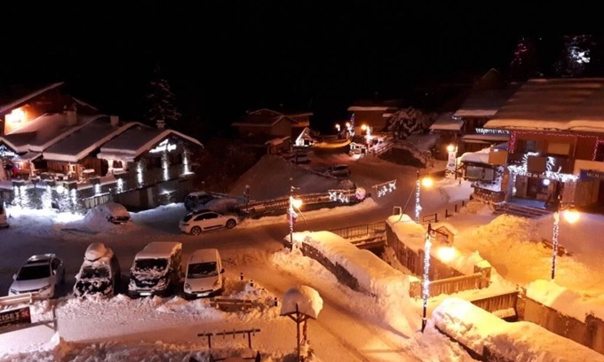 Champagny-en-Vanoise Apartment | 50m from ski slopes, 2nd floor, balcony, tv, ski locker, 21m², Champagny-en-Vanoise
