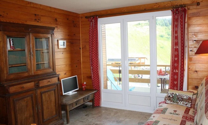 Chamrousse Apartment | 50m from ski slopes, 1st floor, view ski slopes, balcony, tv, 40m², Chamrousse