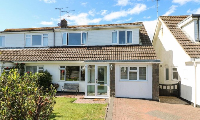 Haverfordwest House | 53 St Brides View