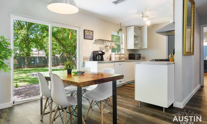Franklin Park Apartment | 5412 Pine xxxxxxxxxx