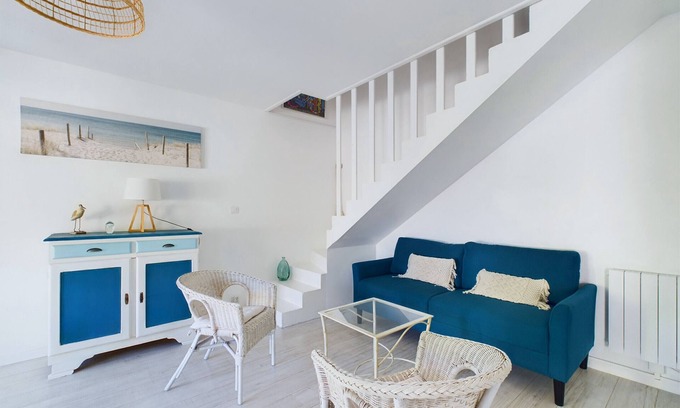 Saint-Hilaire-de-Riez Ski Chalet | 550m from the beach, pretty house for 5