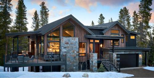 Breckenridge House | 5BR Luxury Escape Hot Tub Views