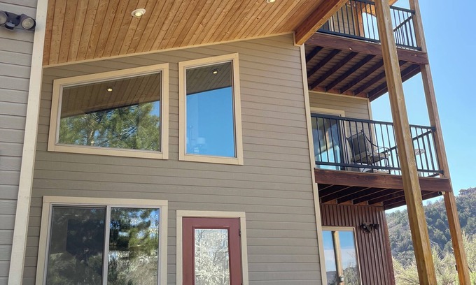 Durango House | 5BR Retreat with Breathtaking views, close to Downtown Durango