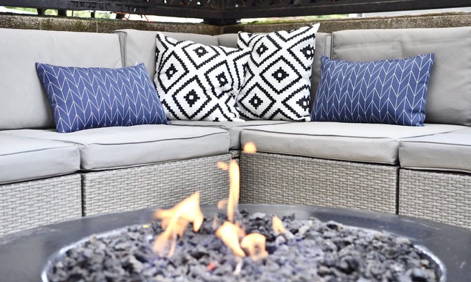 Lower Queen Anne House | 5min walk to SpaceNeedle w/view, HotTub, 2 patios & Firepit