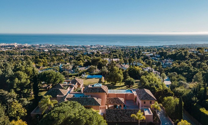 Marbella Villa | 6 bedroom accommodation in Marbella