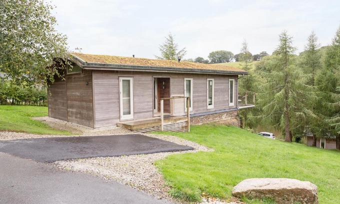Dobwalls House | 6 Lake View