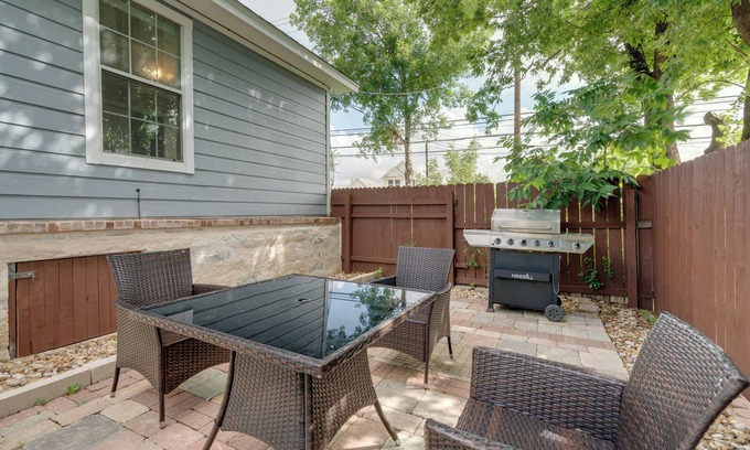 University Hills and Windsor Park House | 6 Mi to Dtwn: Austin Retreat w/Patio & Grill