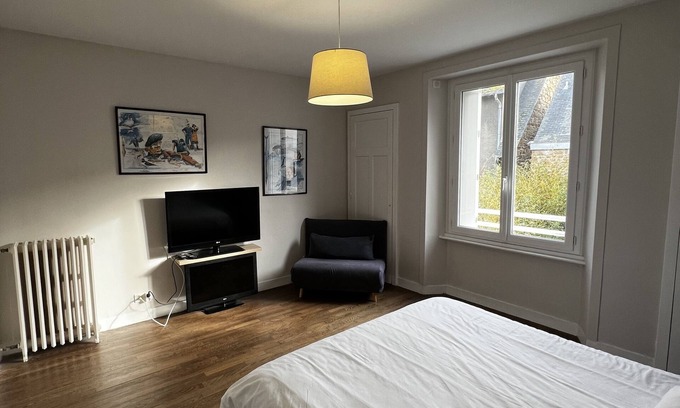 Courtoisville-Sillon-Moka Apartment | 6-person apartment 20M from the main beach