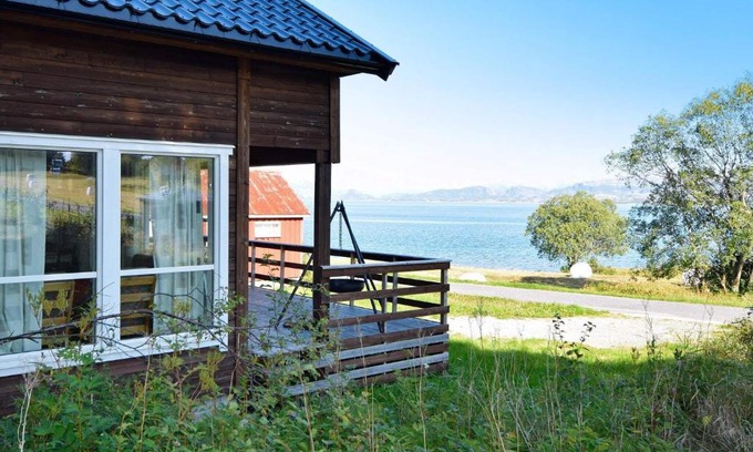 Torget House | 6 person holiday home in Sømna