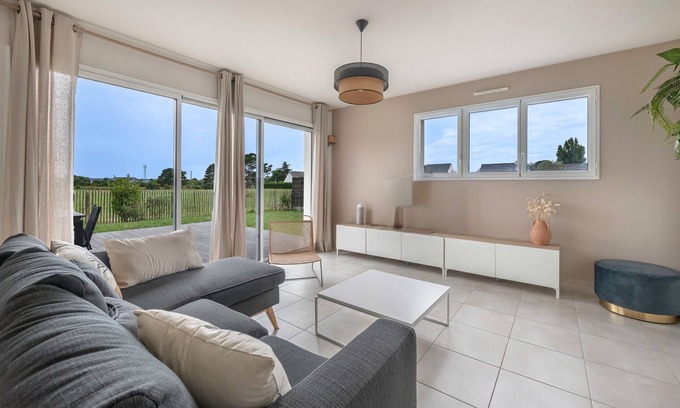 Piriac-sur-Mer Ski Chalet | 650m from the sea, modern house for 8