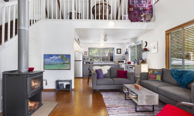 Mossy Point House | 67A Annetts Parade, Mossy Point