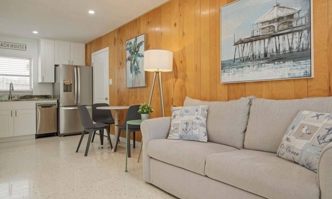 Safety Harbor Cottage | 6A New! Renovated 1/1 at Coastal Cottages!
