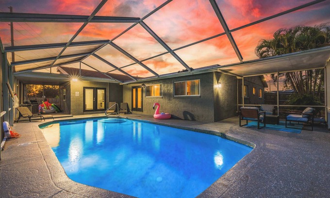 Pinellas Park House | 6mi to Beach, Villa w/Private Pool, Firepit