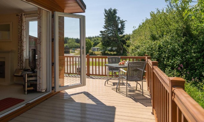 Mullacott House | 7 Atlantic Crescent Lodge - 2 Bed-Sleeps 4-TJS7AC
