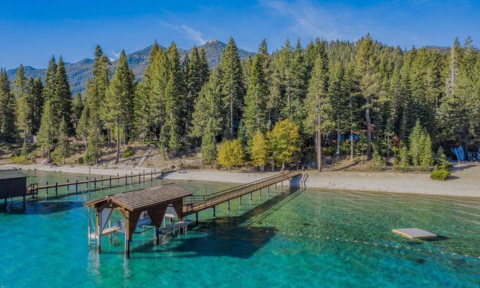 Tahoma House | 7 bedroom 7 bath Lakefront Estate