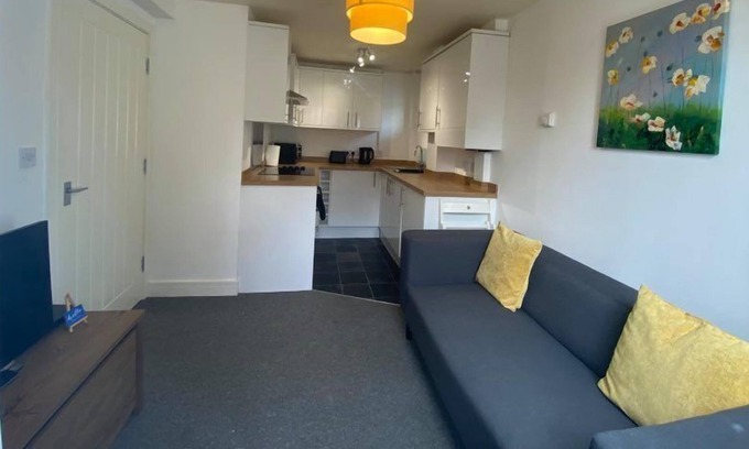 Stafford Apartment | 7 Cross Court, Stafford