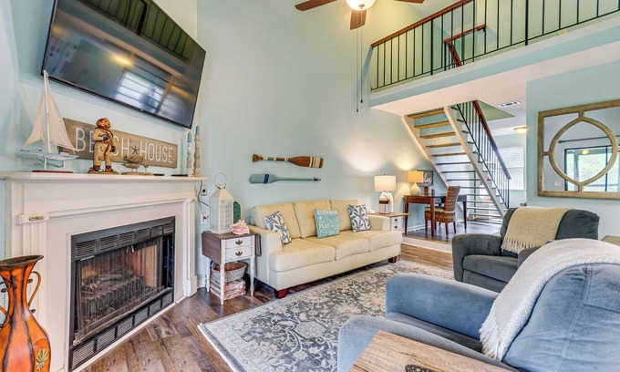 Orange Beach House | 7 Mi to The Wharf: Gem w/Beach Access