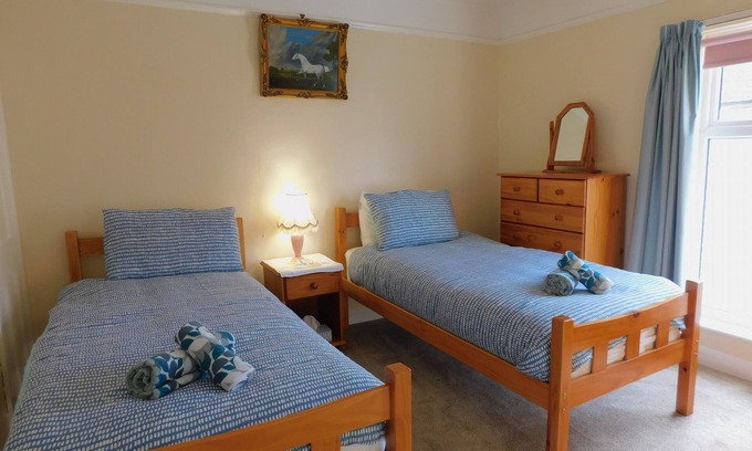 Sheringham Cottage | 7 New Road - a period, mid terrace house, close to the shops and beach in Sheringham