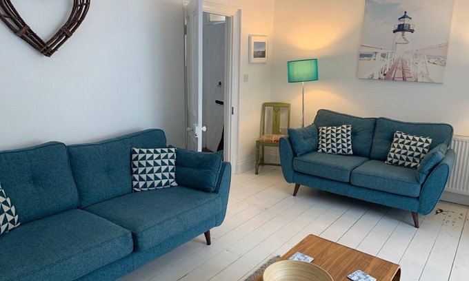 Tenby House | 70 m² House ∙ 3 bedrooms ∙ 8 guests