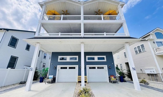 Townsend's Inlet House | 7208 Landis Avenue North